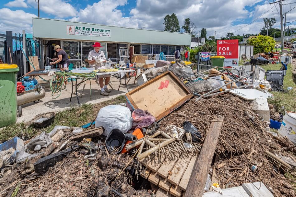ipswich-flood-clean-up-by-lyle-radford.jpg