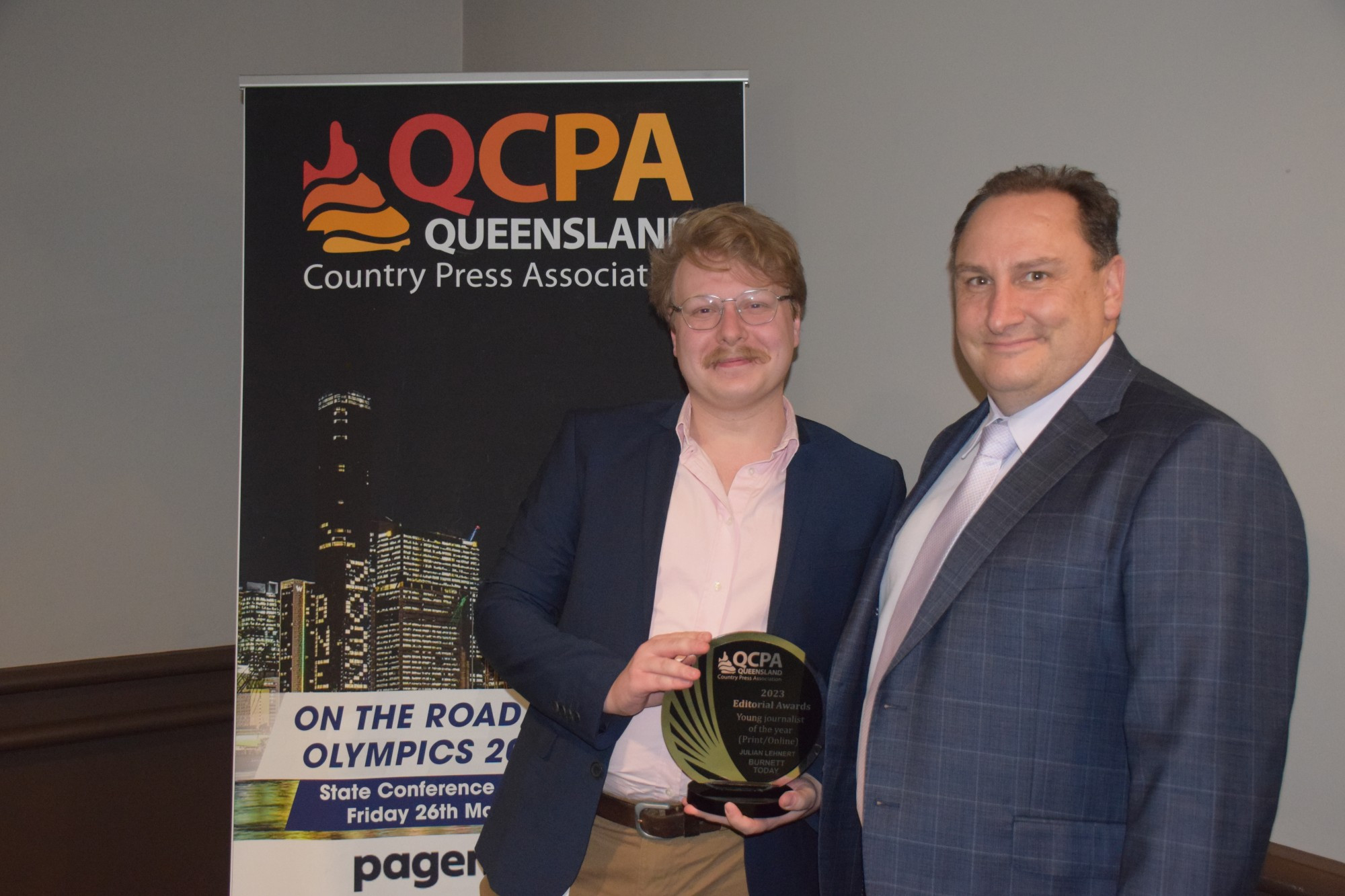 winner-yong-journalist-of-the-year-(print-and-online)-burnett-today-julian-lehnert-being-presented-with-trophy-by-lucas-white-from-potent.jpg